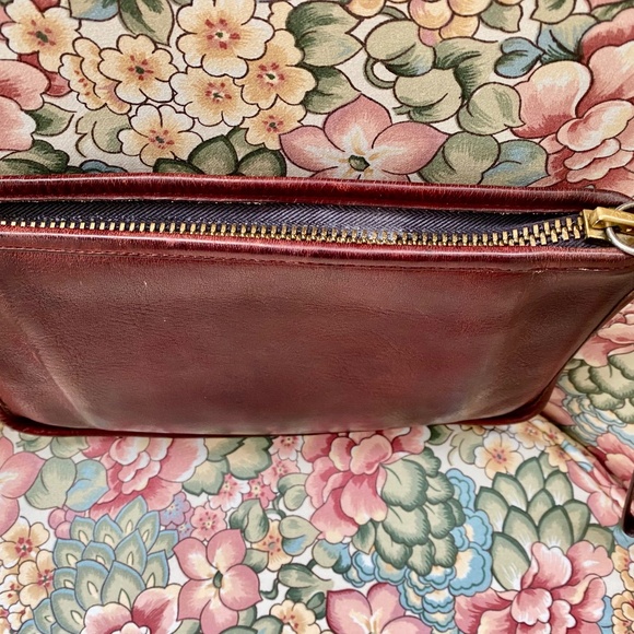 Vintage Coach Wristlet - Creed is 9912, Made in NYC  with glue in registration - Picture 3 of 12